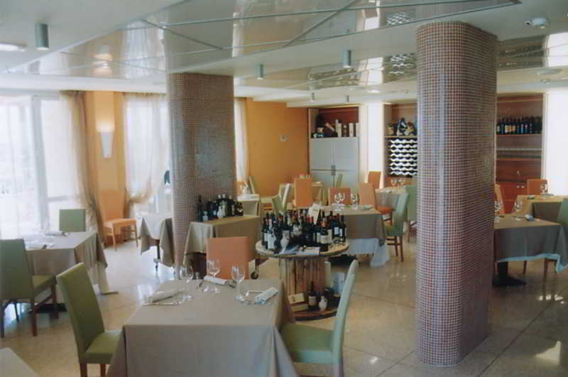 Ibis Styles Bari Giovinazzo Hotel Restaurant photo